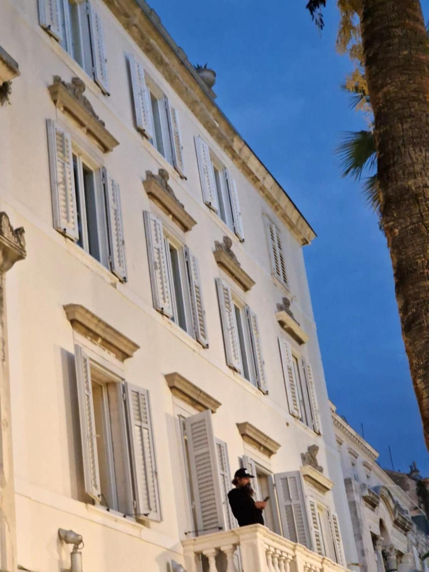Riva Luxury Suites Сплит Экстерьер фото
