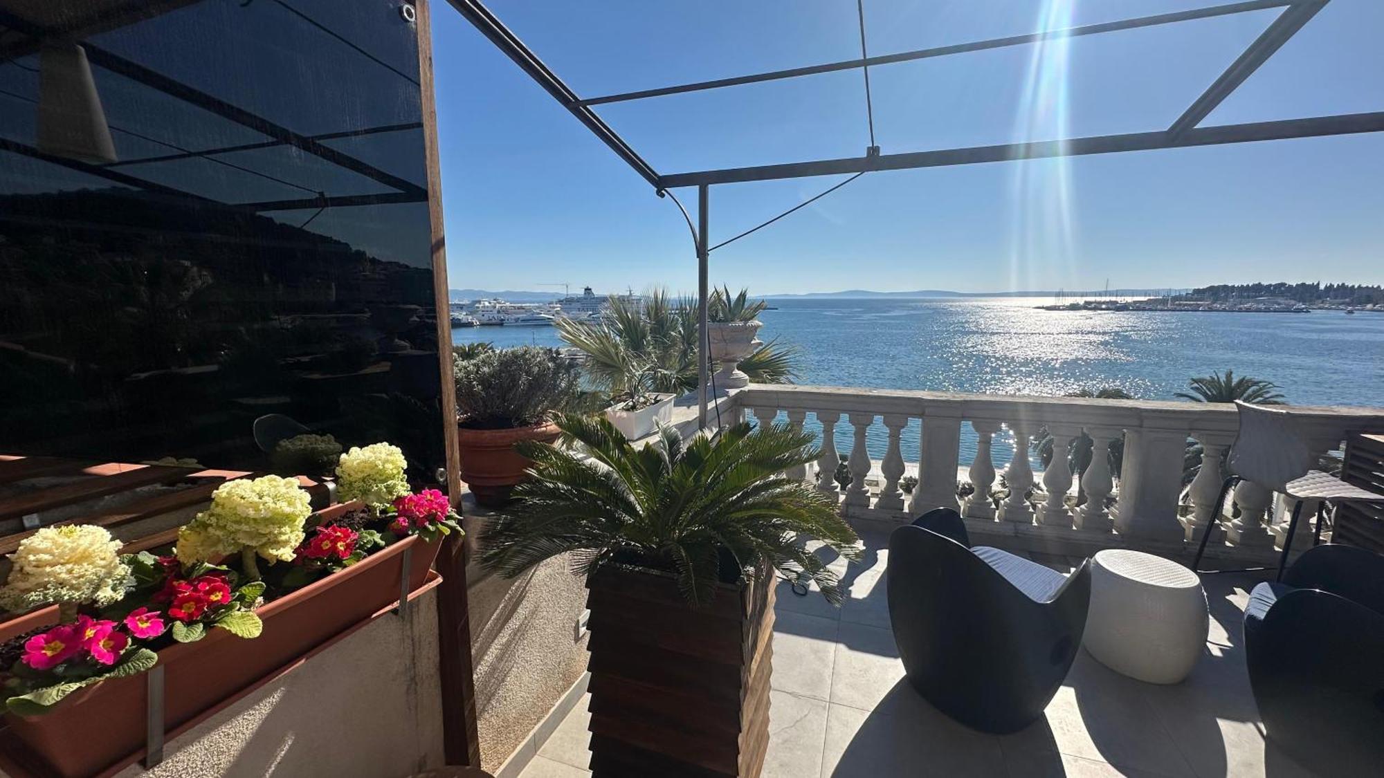 Riva Luxury Suites Сплит Экстерьер фото
