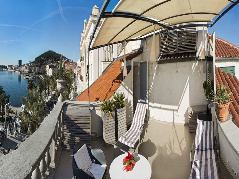 Riva Luxury Suites Сплит Экстерьер фото